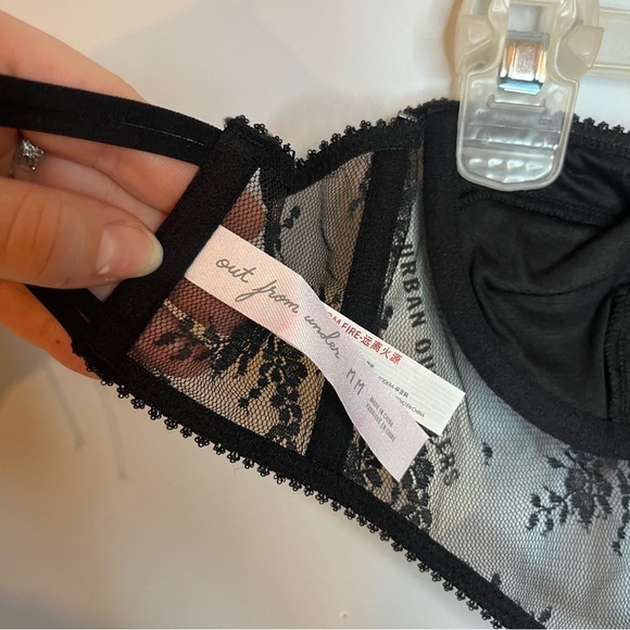Urban Outfitters Out From Under Firecracker Black Lace Cropped Corset Top M NWT - Picture 11 of 15